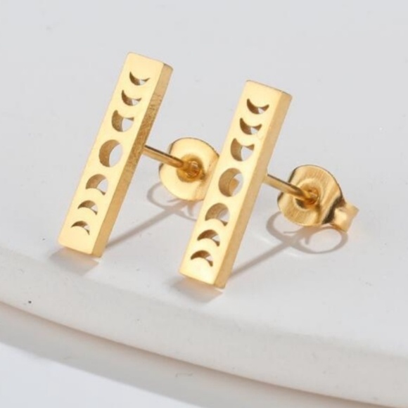 🌜Moon Phase Earrings🌛 - Picture 1 of 3